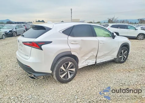2021 Lexus Nx 300 Base z USA, uszkodzony, nr VIN JTJGARBZ4M5031074